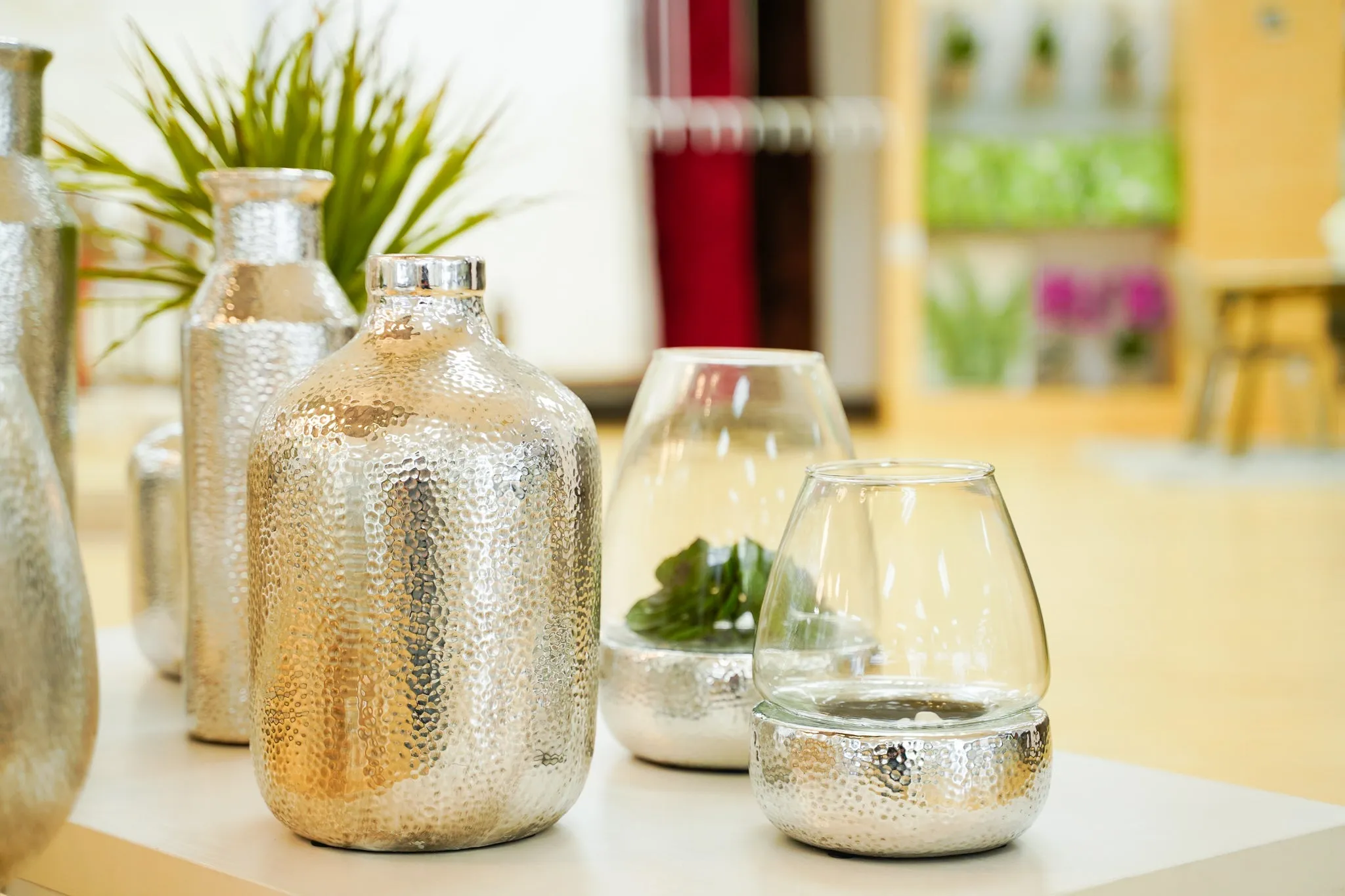12" Vase Metalle Collection