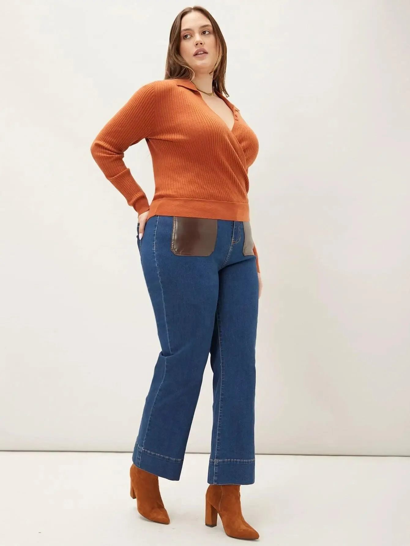 Blusa de Manga Longa Com Decote em V - Brianna
