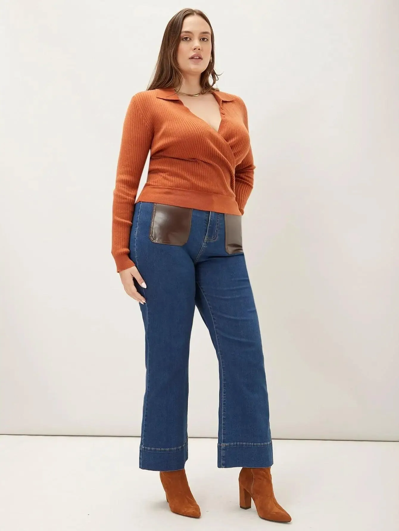Blusa de Manga Longa Com Decote em V - Brianna