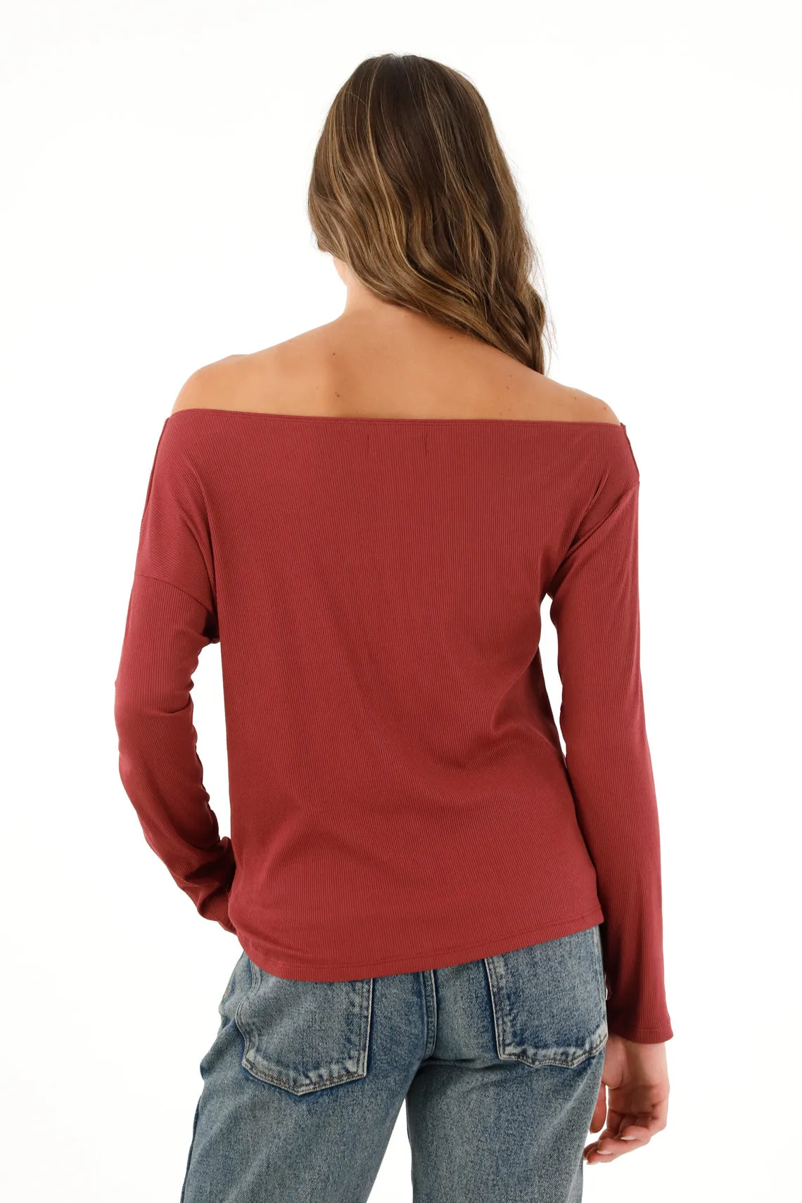 Camiseta cuello bandeja roja para mujer