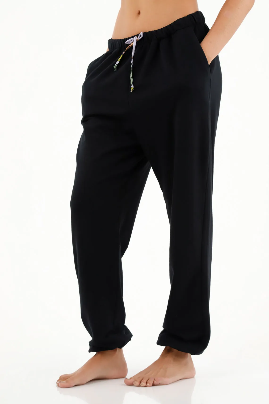 Pantalón tipo Jogger tiro alto estampado animal print para mujer