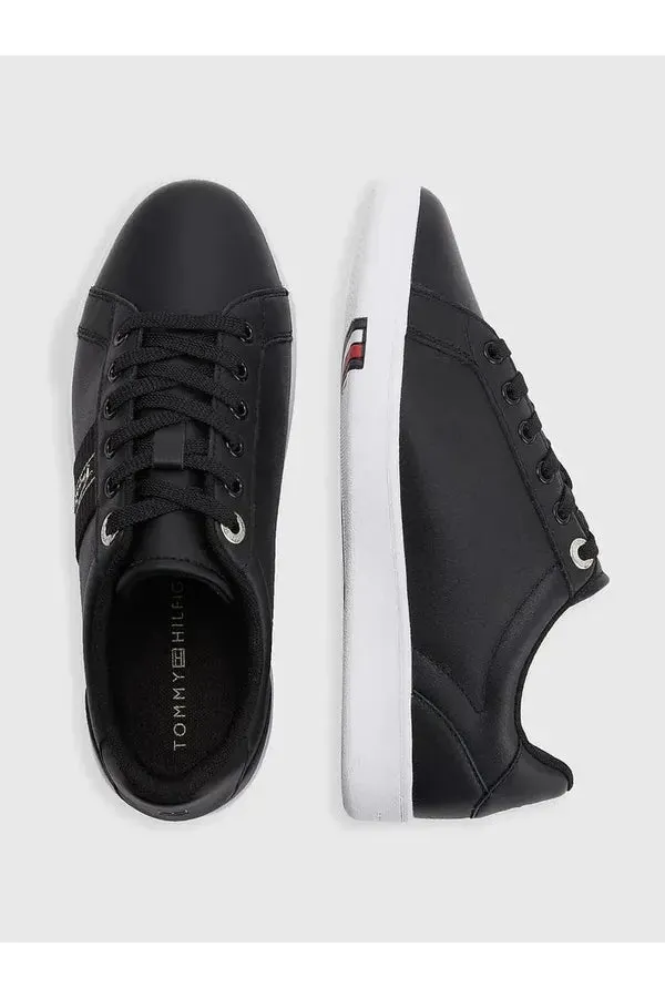 SIGNATURE WEBBING COURT SNEAKER