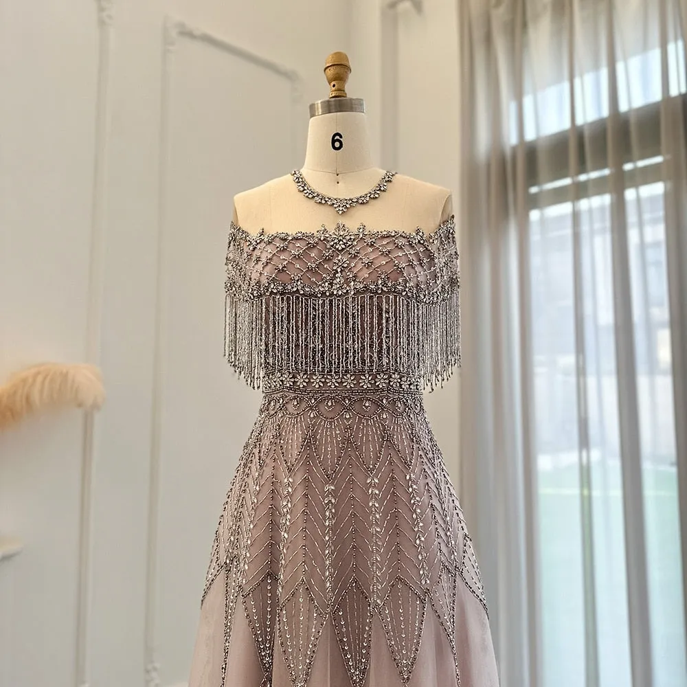 Vestido de Festa Longo com Cristais Leves e Saia Rendada Rosé - Modelo Especial